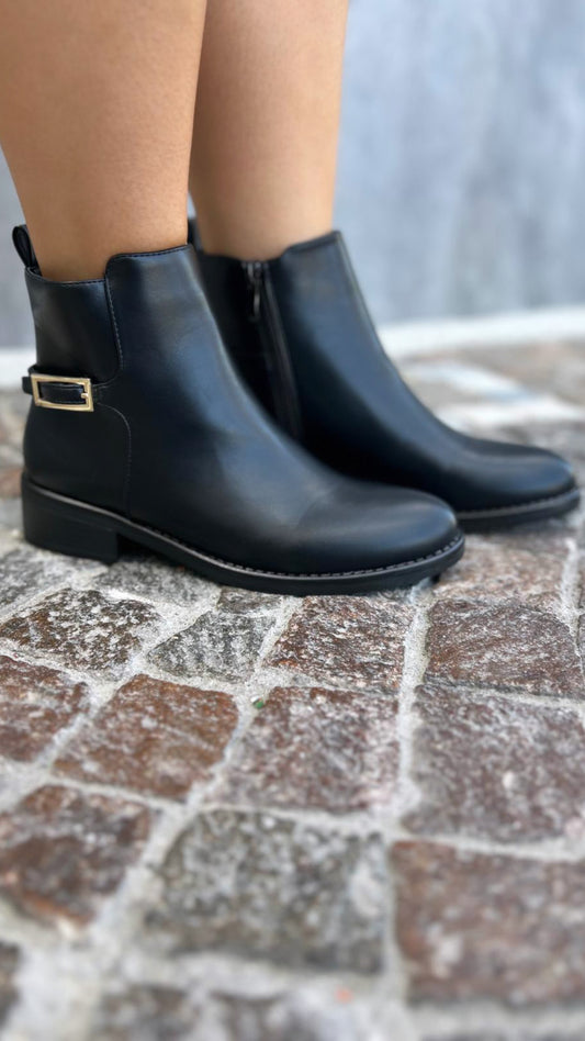 STIVALETTO STYLE