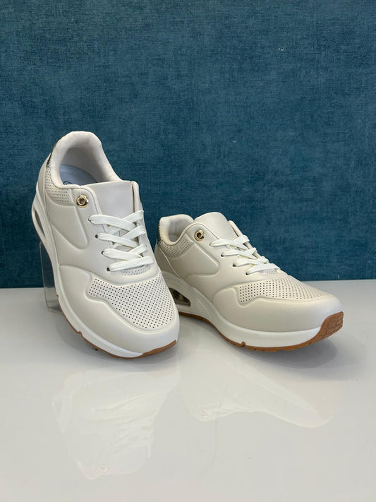 SNEAKERS LUISA